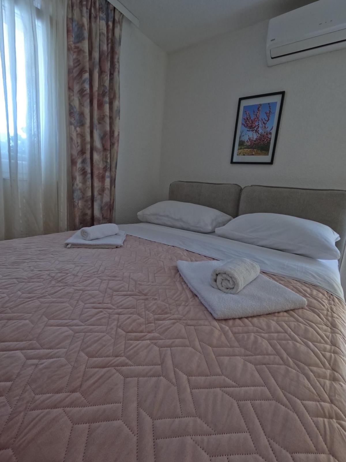 Apartmani Lena Sibenik Exterior photo